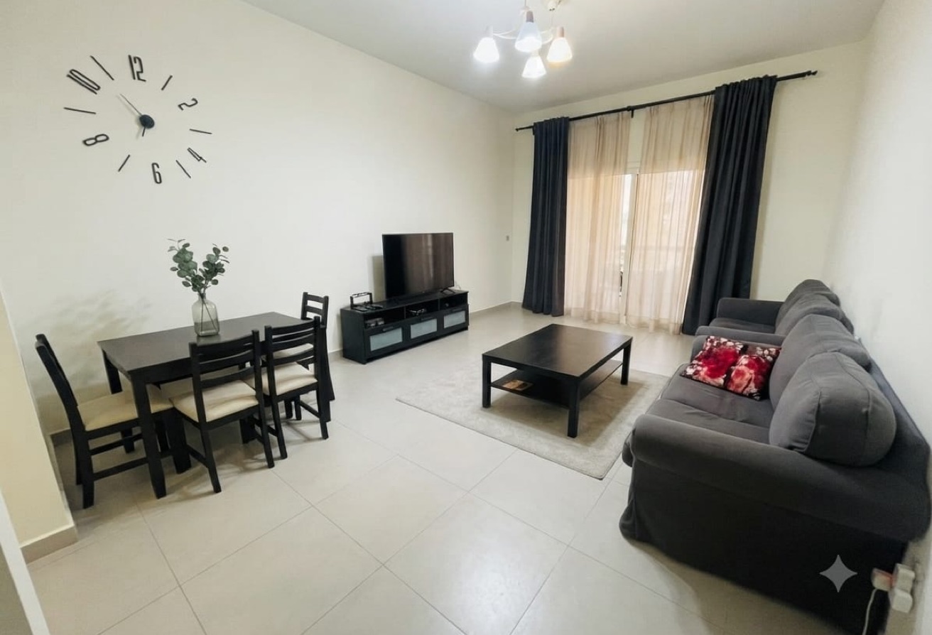 ELEGANT FULLY FURNISHED APARTMENT INCLUDING BILLS thumbnail 10