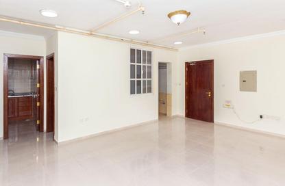 Apartment - 2 Bedrooms - 2 Bathrooms for rent in Muaither North - Muaither Area - Doha