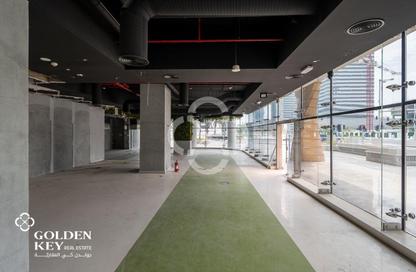 Show Room - Studio for rent in Marina Residences 195 - Marina District - Lusail