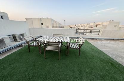 Apartment - 1 Bedroom - 1 Bathroom for rent in Izghawa - Izghawa - Doha Apartment - 1 Bedroom - 1 Bathroom for rent in Izghawa - Izghawa - Doha