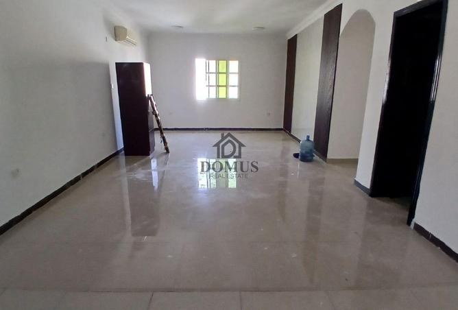 1027851 - Property Image 2