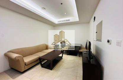 Apartment - 2 Bedrooms - 2 Bathrooms for rent in Umm Ghuwalina - Umm Ghuwailina - Doha