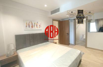Apartment - 2 Bedrooms - 3 Bathrooms for rent in Corniche Road - Corniche Road - Doha
