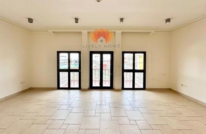 Apartment - 2 Bedrooms - 3 Bathrooms for rent in Carnaval - Qanat Quartier - The Pearl Island - Doha Apartment - 2 Bedrooms - 3 Bathrooms for rent in Carnaval - Qanat Quartier - The Pearl Island - Doha