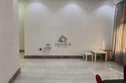 Apartment - 2 Bedrooms - 3 Bathrooms for rent in Hiteen Street - Al Muntazah - Doha