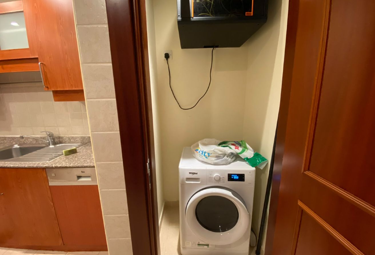 SPACIOUS 1 BEDROOM SEAVIEW BALCONY @7300 WITH BILL thumbnail 10