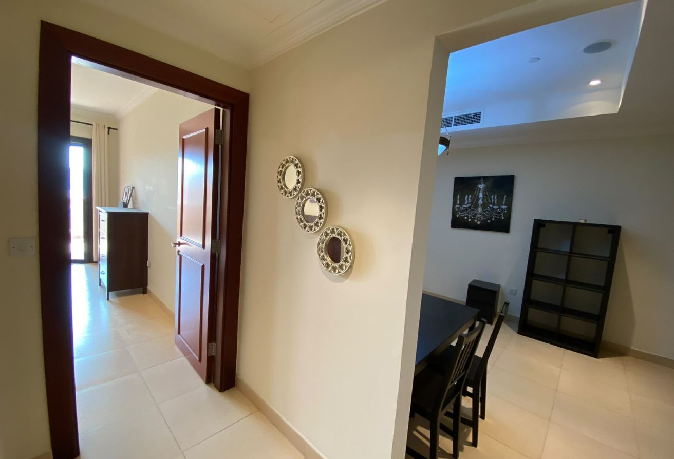 SPACIOUS 1 BEDROOM SEAVIEW BALCONY @7300 WITH BILL thumbnail 6