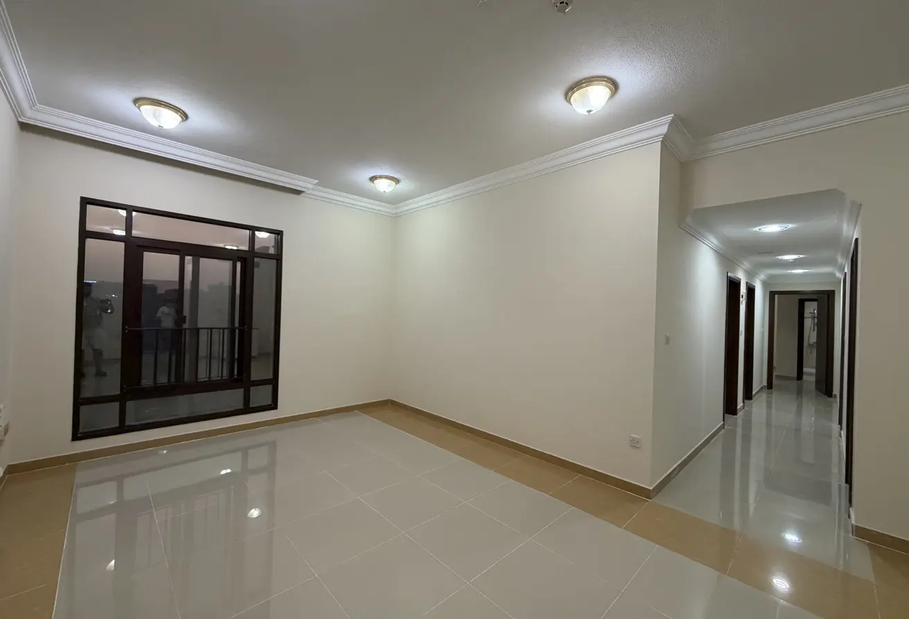 63921980 - Property Main Image