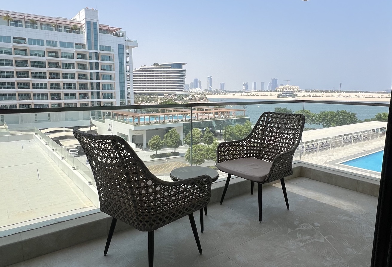 AMAZING 1BHK FULLY SEA VIEW INCLUDING BILLS