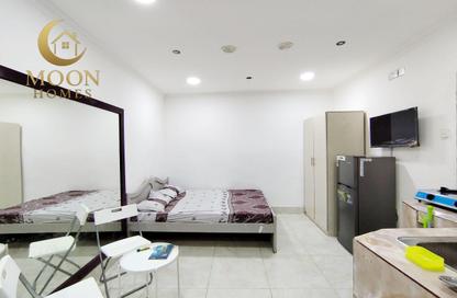 Apartment - Studio - 1 Bathroom for rent in Umm Ghuwailina 4 - Umm Ghuwailina - Doha Apartment - Studio - 1 Bathroom for rent in Umm Ghuwailina 4 - Umm Ghuwailina - Doha