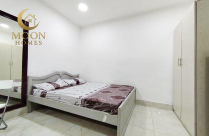 Apartment - Studio - 1 Bathroom for rent in Umm Ghuwailina 4 - Umm Ghuwailina - Doha