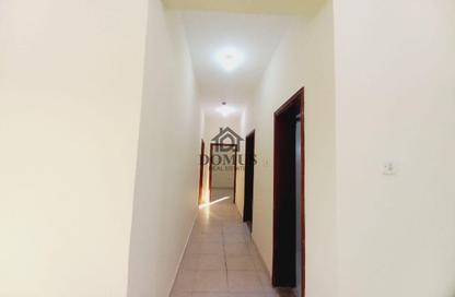 Apartment - 2 Bedrooms - 2 Bathrooms for rent in Thabit Bin Zaid Street - Al Mansoura - Doha