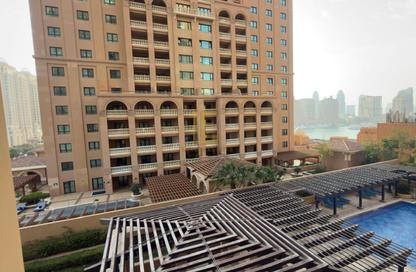 Apartment - 1 Bedroom - 2 Bathrooms for rent in West Porto Drive - Porto Arabia - The Pearl Island - Doha