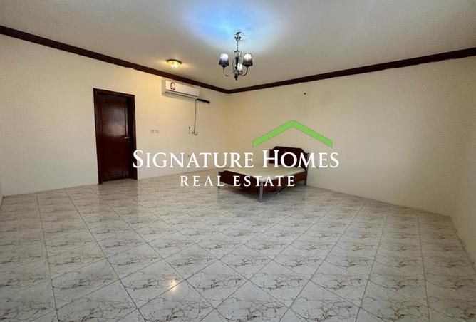 58577060 - Property Main Image