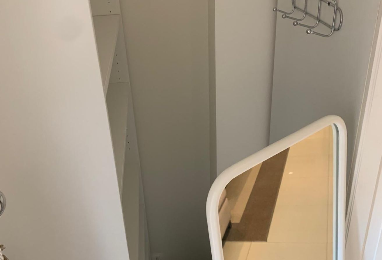 LAVISH FF STUDIO WITH SPACIOUS BALCONY IN PEARL thumbnail 17