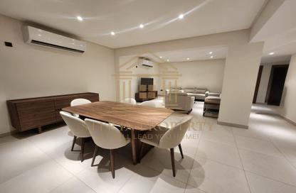 Apartment - 3 Bedrooms - 3 Bathrooms for rent in Al Themar Street - Umm Ghuwailina - Doha