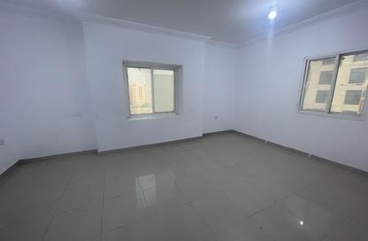 Apartment - 2 Bedrooms - 2 Bathrooms for rent in Fereej Bin Mahmoud South - Fereej Bin Mahmoud - Doha