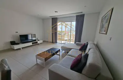 دوبلكس - غرفة نوم - 2 حمامات للايجار في فيفا غرب - فيفا بحرية - جزيرة اللؤلؤة - الدوحة