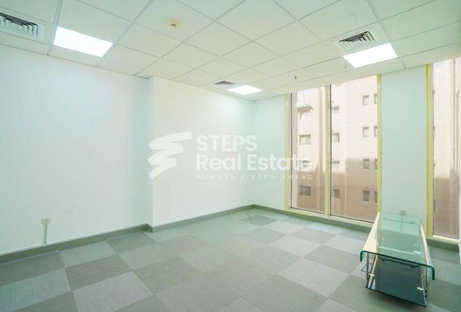 53618016 - صورة العقار 2