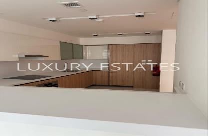 Apartment - 2 Bedrooms - 3 Bathrooms for sale in Crystal Residence - Gewan Island - The Pearl Island - Doha Apartment - 2 Bedrooms - 3 Bathrooms for sale in Crystal Residence - Gewan Island - The Pearl Island - Doha
