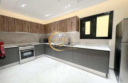 Apartment - 2 Bedrooms - 3 Bathrooms for rent in Al Nasr Street - Al Nasr - Doha