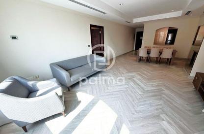 Apartment - 1 Bedroom - 2 Bathrooms for rent in East Porto Drive - Porto Arabia - The Pearl Island - Doha