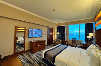 Apartment - Studio - 1 Bathroom for rent in West Bay Tower - West Bay - West Bay - Doha