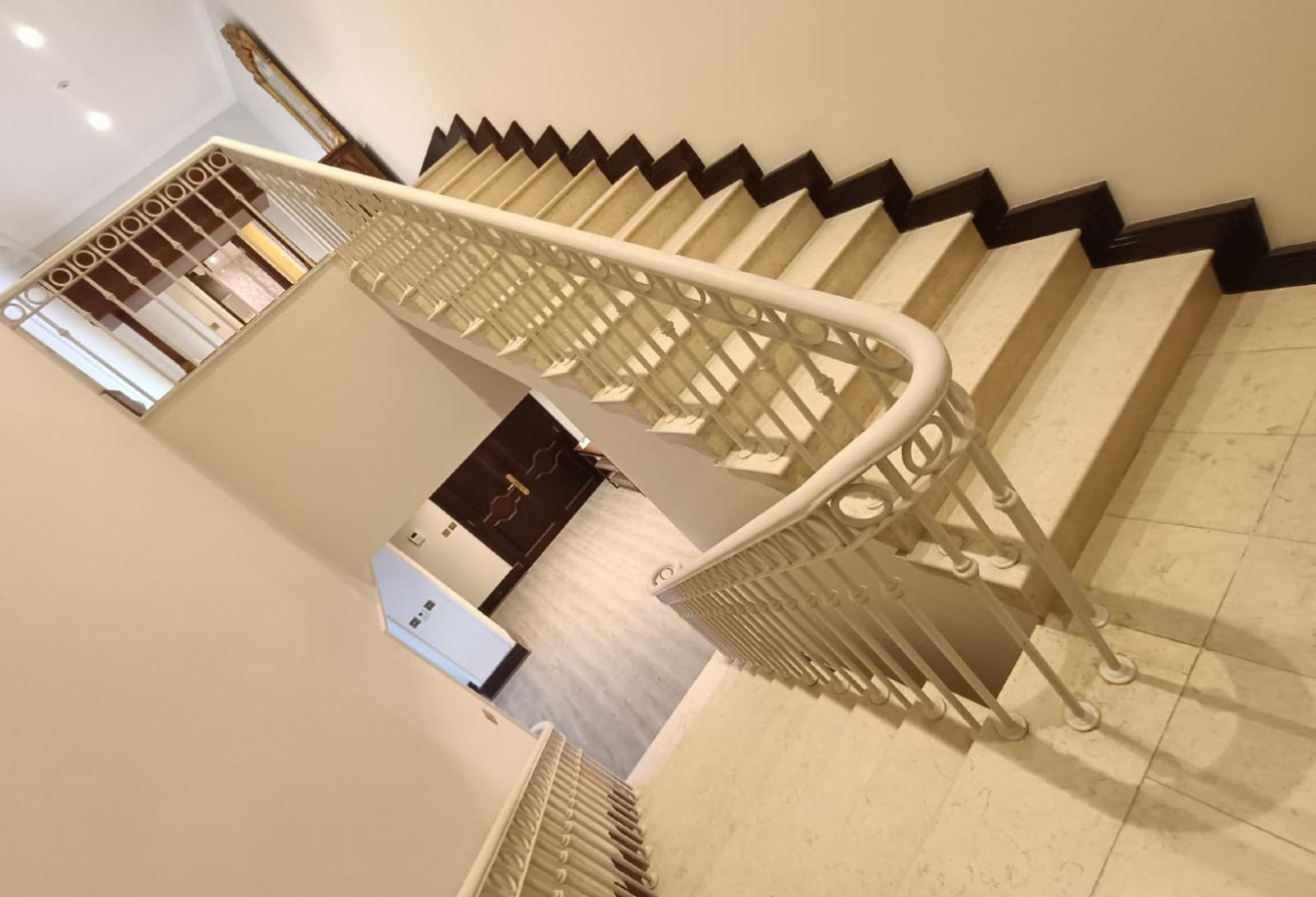 Ultra-Luxury 5 BHK + 3 Maid room Penthouse thumbnail 25