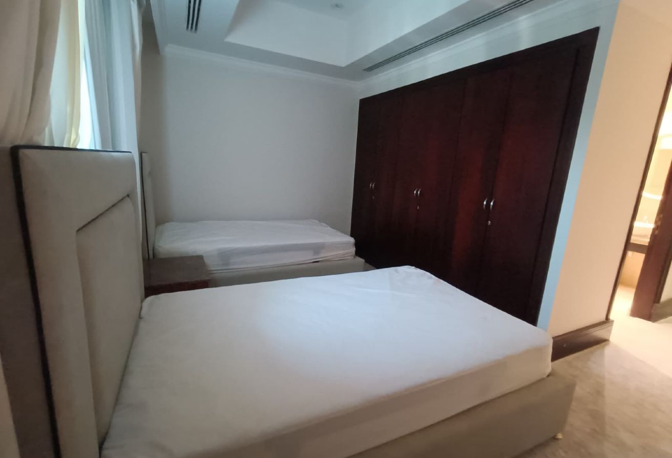 Ultra-Luxury 5 BHK + 3 Maid room Penthouse thumbnail 30