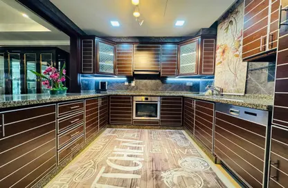 Townhouse - 2 Bedrooms - 3 Bathrooms for rent in East Porto Drive - Porto Arabia - The Pearl Island - Doha