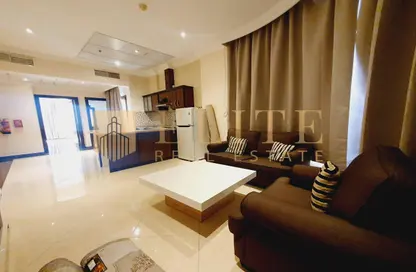 Apartment - 1 Bedroom - 2 Bathrooms for rent in Umm Ghwailina Comm - Umm Ghuwalina - Umm Ghuwailina - Doha