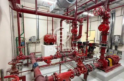 Warehouse - Studio - 2 Bathrooms for rent in East Industrial Street - Birkat Al Awamer - Al Wakra