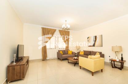 Bulk Rent Units - Studio - 2 for rent in Ain Khalid Gate - Ain Khaled - Doha