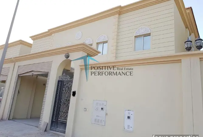 61786646 - Property Image 3