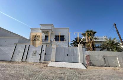 Villa - 4 - 5 for rent in Bab Al Rayyan - Muraikh - AlMuraikh - Doha Villa - 4 - 5 for rent in Bab Al Rayyan - Muraikh - AlMuraikh - Doha
