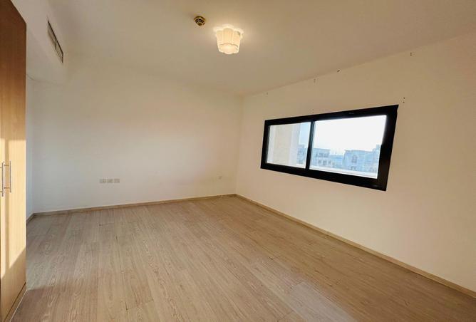 1027366 - Property Image 2