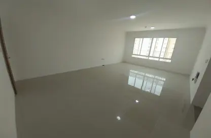 Apartment - 2 Bedrooms - 2 Bathrooms for rent in Al Mansoura - Al Mansoura - Doha