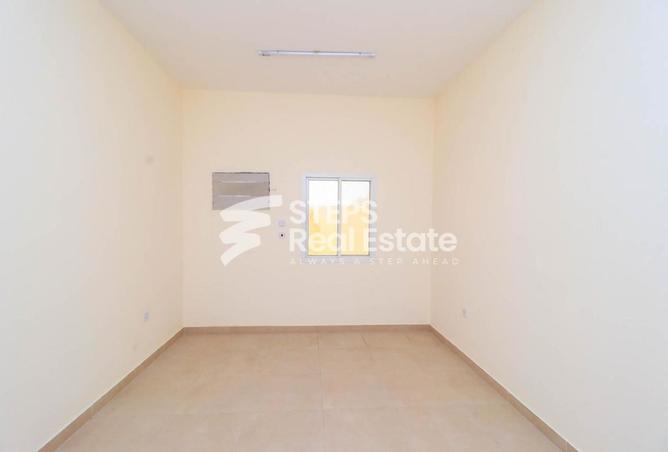 60723365 - Property Image 3
