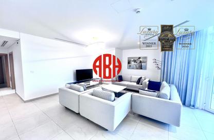 Apartment - 3 Bedrooms - 4 Bathrooms for rent in Floresta Gardens - Floresta Gardens - The Pearl Island - Doha