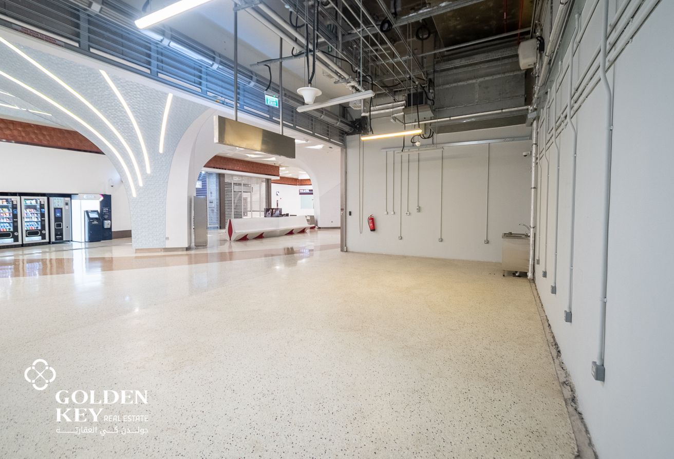 Modern Retail Shop at Airport Metro Station