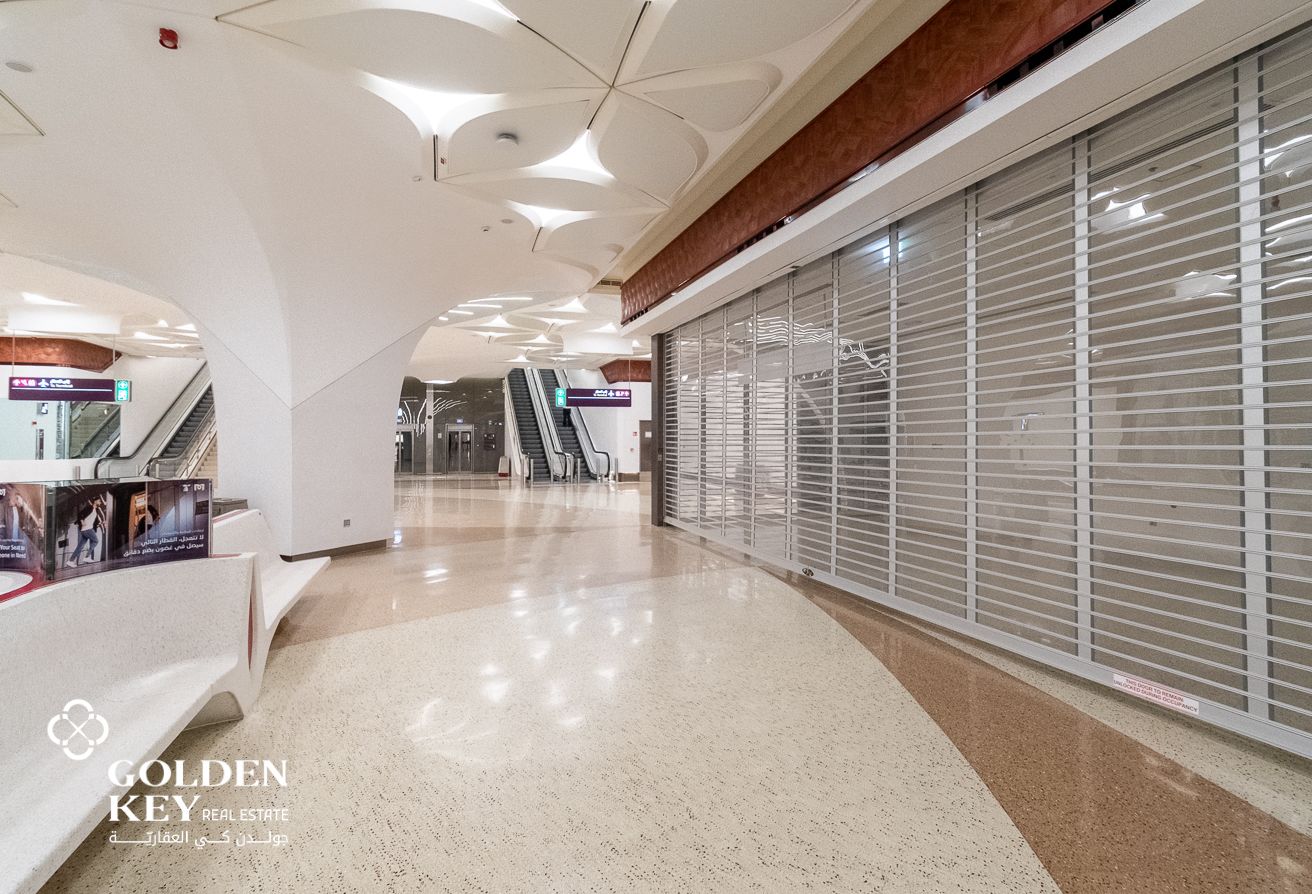 Modern Retail Shop at Airport Metro Station