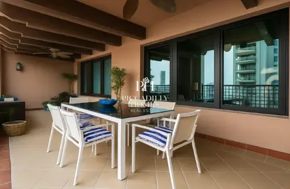 Apartment - 2 Bedrooms - 3 Bathrooms for sale in East Porto Drive - Porto Arabia - The Pearl Island - Doha
