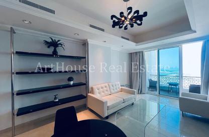 Apartment - 2 Bedrooms - 3 Bathrooms for rent in Viva West - Viva Bahriyah - The Pearl Island - Doha
