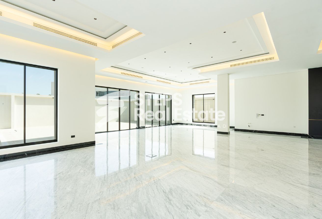 Prestigious Villa for Sale in Qetaifan Island