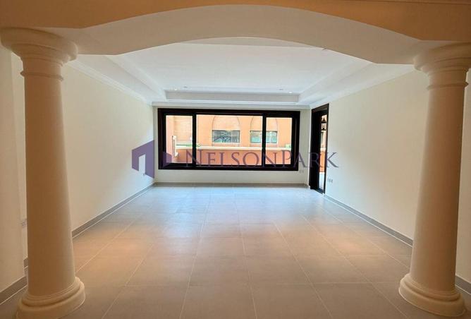 61114120 - Property Image 2