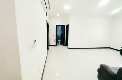 Apartment - 2 Bedrooms - 2 Bathrooms for rent in Al Mansoura - Al Mansoura - Doha