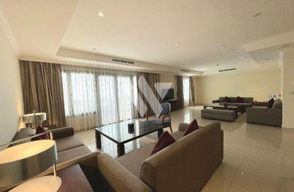 Apartment - 3 Bedrooms - 4 Bathrooms for rent in East Porto Drive - Porto Arabia - The Pearl Island - Doha Apartment - 3 Bedrooms - 4 Bathrooms for rent in East Porto Drive - Porto Arabia - The Pearl Island - Doha
