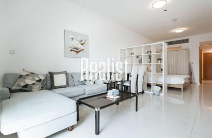 Apartment - Studio - 1 Bathroom for rent in Viva West - Viva Bahriyah - The Pearl Island - Doha