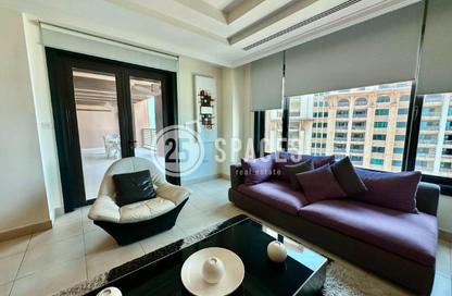 Apartment - 2 Bedrooms - 3 Bathrooms for rent in West Porto Drive - Porto Arabia - The Pearl Island - Doha