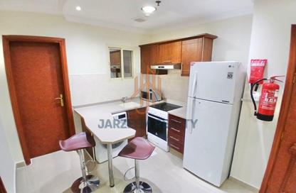 Apartment - 1 Bedroom - 1 Bathroom for rent in Al Zubair Bakkar Street - Al Sadd - Doha